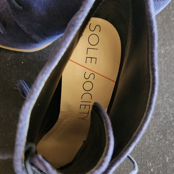 Booties - Picture 3 of 6